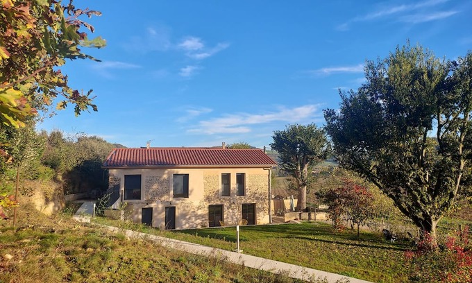 Peyrins Haus | Gîte for 6 people, 3 bedrooms, quiet location, 1h1
