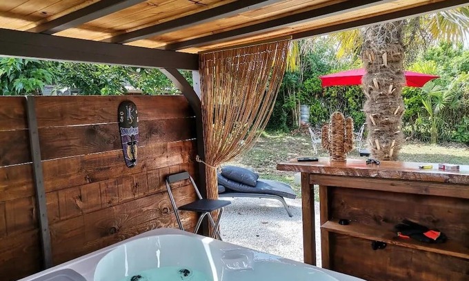 Nerac Haus | Love Room with Jacuzzi