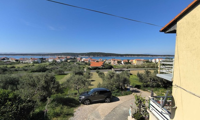 Rab Wohnung | Serene Barbat Escape With Just Minutes From the Beach