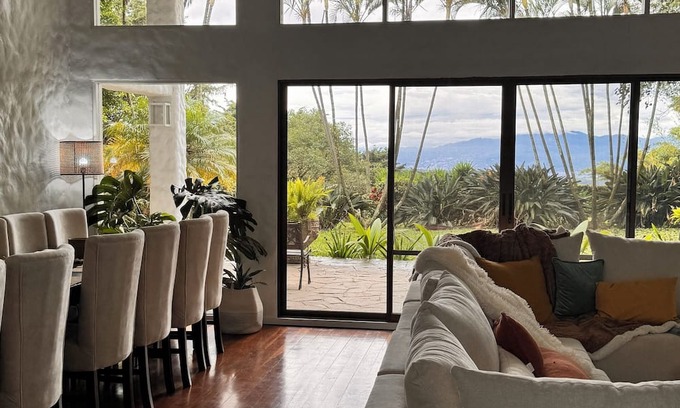 Sabanilla Haus | Pure Life Sanctuary - Private Waterfall & Garden