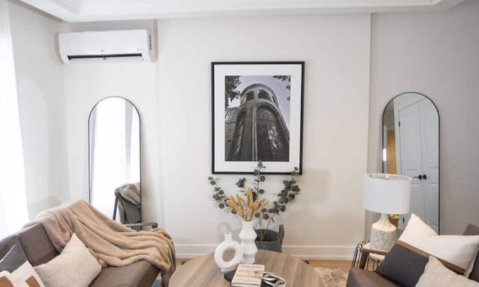 Rockcliffe - Smythe Wohnung | Bright & Spacious 5-BDR Home in Toronto (Unit #5)