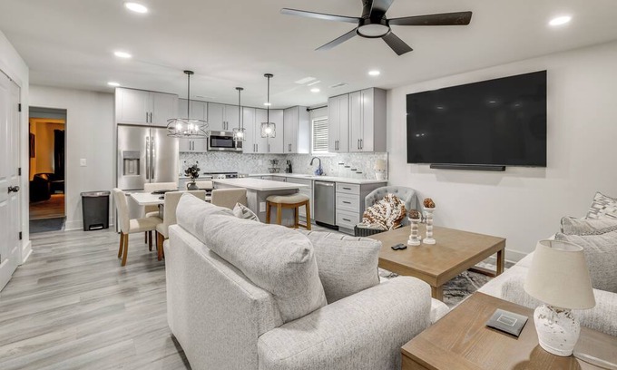 Ooltewah Haus | 5 Mi to Cambridge Square: Ooltewah Getaway!