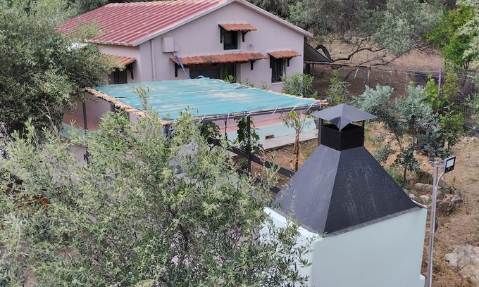 Agia Hütte | The Cottage is non-smoking , has an outdoor dining area, barbecue and a garden.