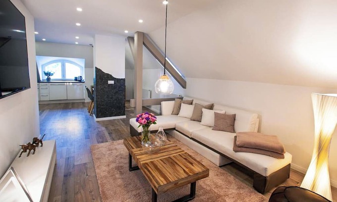 Radeberger Vorstadt Wohnung | Wohnperle Adele *Neustadt*Villa*