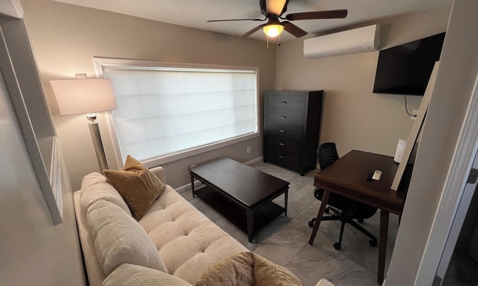 Mattydale Haus | Charming Tiny House minutes from Syracuse!