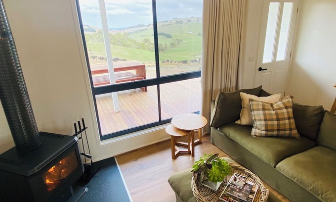 Korumburra Hütte | Stunning Country Views @ Oak Vue Cottage