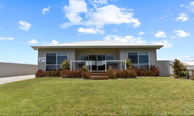 Lacepede Haus | Sunnysands Beach House - 4 bedrooms to relax, connect, and breathe