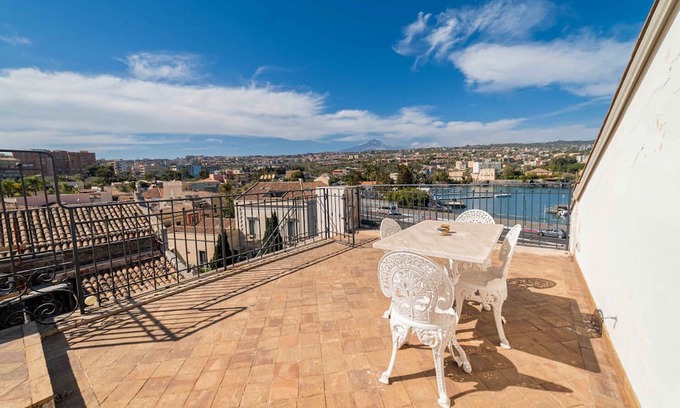 Ognina Wohnung | Loft Duplex Skyview by Wonderful Italy