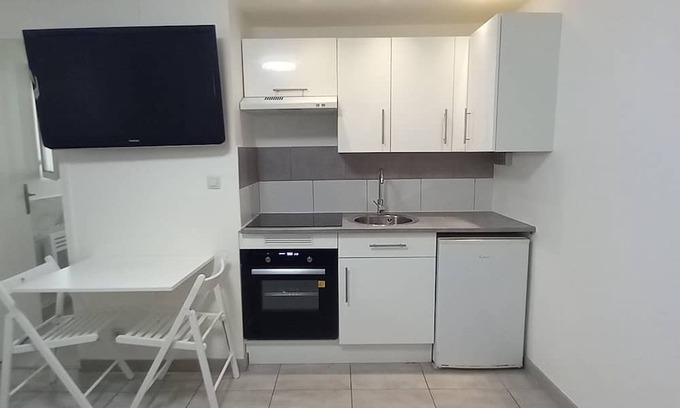 Gagny Wohnung | Studio downtown Gagny