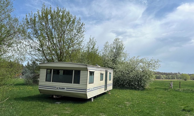 Wilga Haus | Nice 2-bedroom mobile home in a charming natural place, 1h drive from Warsaw