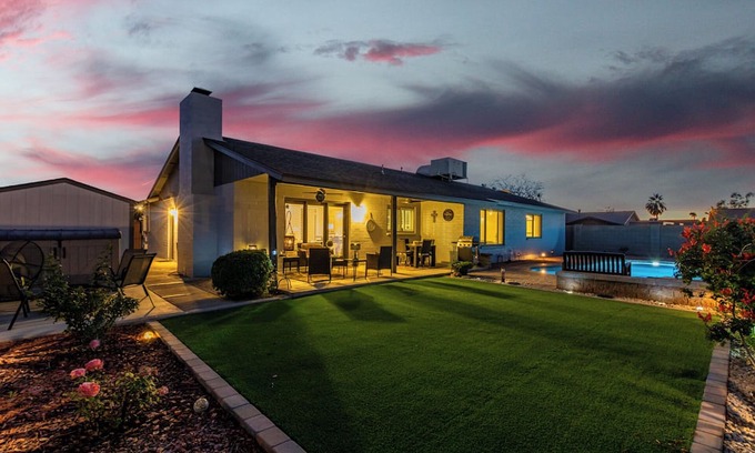 Glendale Haus | Private Oasis in Glendale