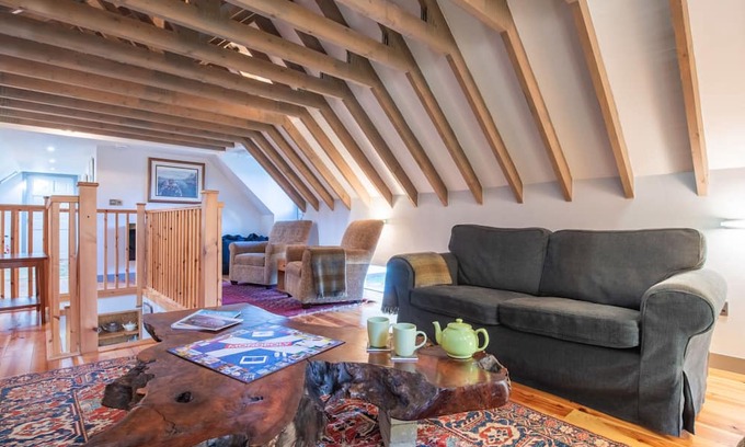 Invermoriston Haus | Loch Ness Granary by Interhome