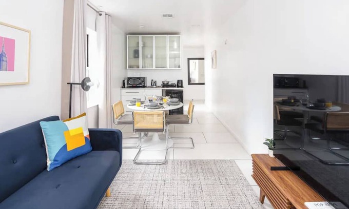 Midtown East Wohnung | Cozy and Chic Studio Loft in Midtown NYC! #302