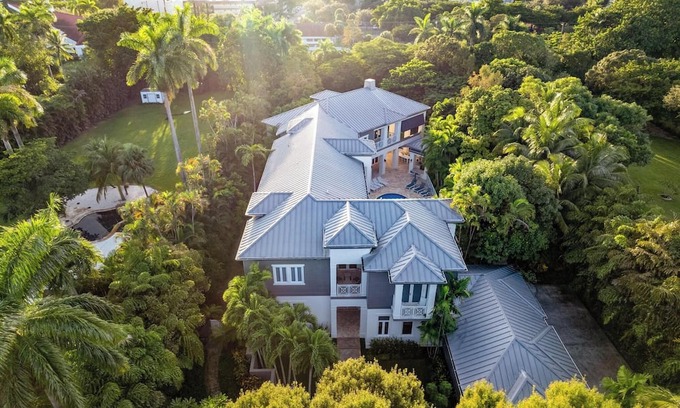 Plantation Villa | Villa Haleigh - perfect for large groups