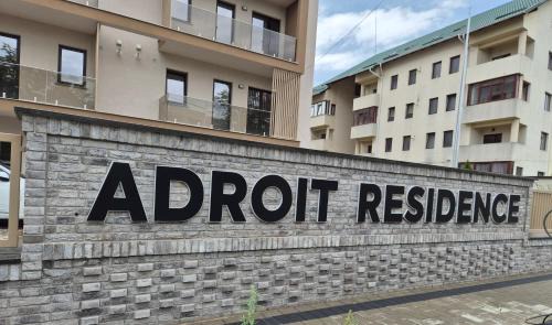 Radauti Wohnung | Adroit Residence