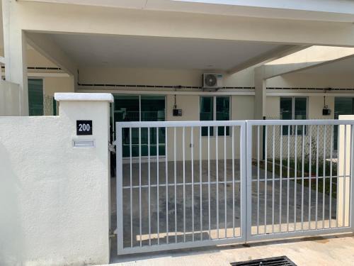 Labu Haus | Homestay zahra