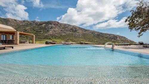 Vlychada Haus | Villa Fragrant olive trees Exclusive 12guests