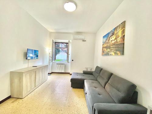 Binda Wohnung | Navigli Style, ad un passo da Metro Famagosta, moderna e confortevole