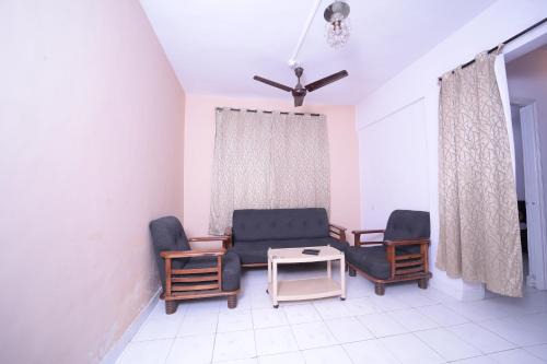 Thane West Wohnung | Comfortable 2BHK in Brahmand Area