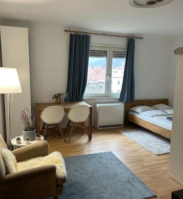 Lend Wohnung | Dachgeschosswohnung mit Grünblick