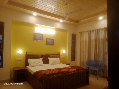 Gunehr Haus | KAMAKSHI GUEST HOUSE