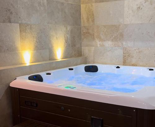 Crouy Wohnung | La nuit de rêve Suite privative Jaccuzi Sauna Suite 2