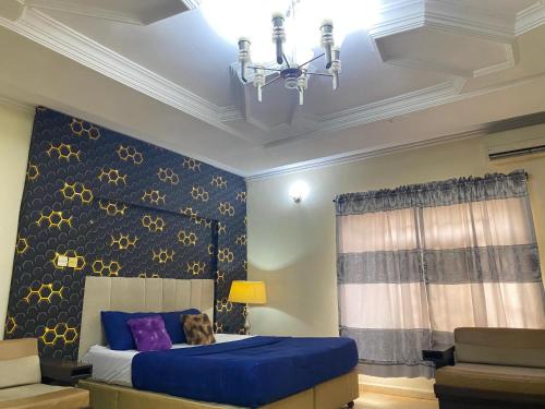 Gwarinpa Estate Hotel | Legends Castle Suites
