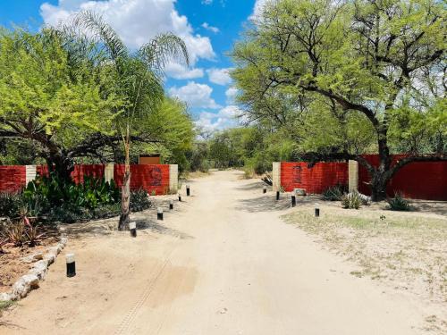 Namibia Kabine | Sarusungu River Lodge